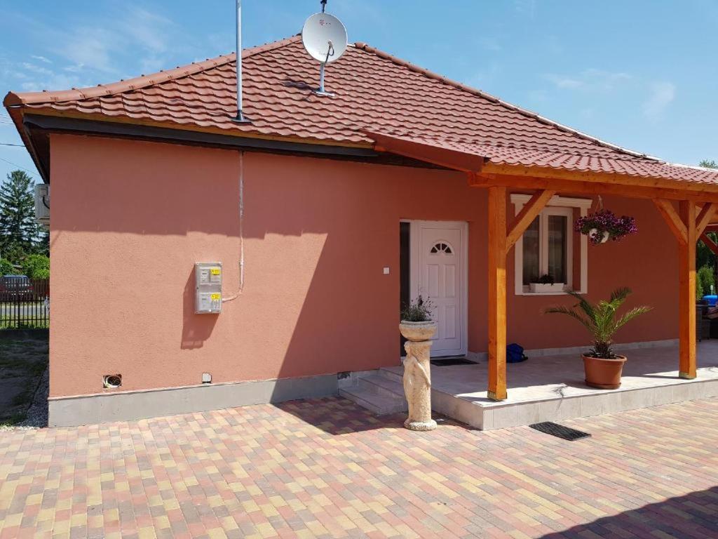 Rajmund Vendeghaz Villa Balatonkeresztur Ngoại thất bức ảnh