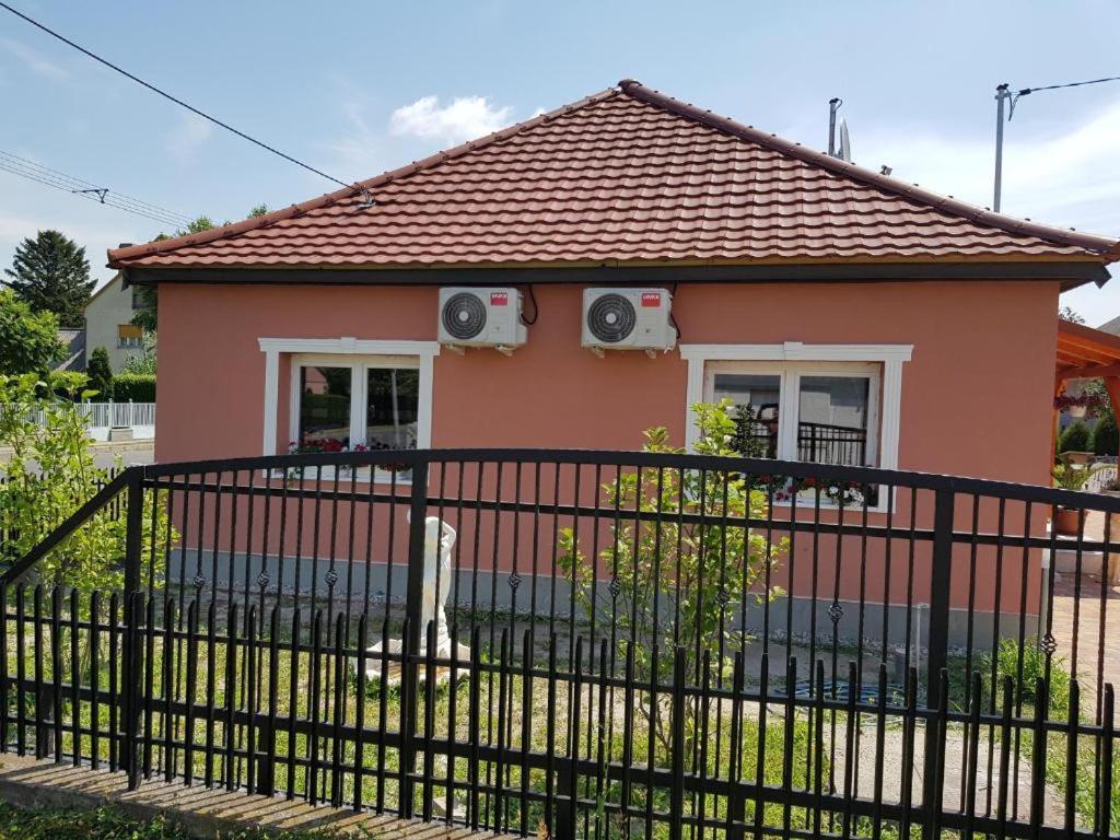 Rajmund Vendeghaz Villa Balatonkeresztur Ngoại thất bức ảnh